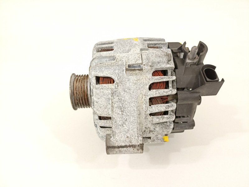 Recambio de alternador para ford fiesta (cb1) ghia referencia OEM IAM 7G9N10300CC  