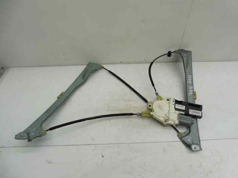 Recambio de elevalunas delantero derecho para renault laguna iii expression referencia OEM IAM 807300001R 807000002R 0130822331