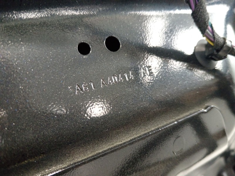 Recambio de porton trasero para ford fiesta (cb1) ghia referencia OEM IAM A61A4D414  