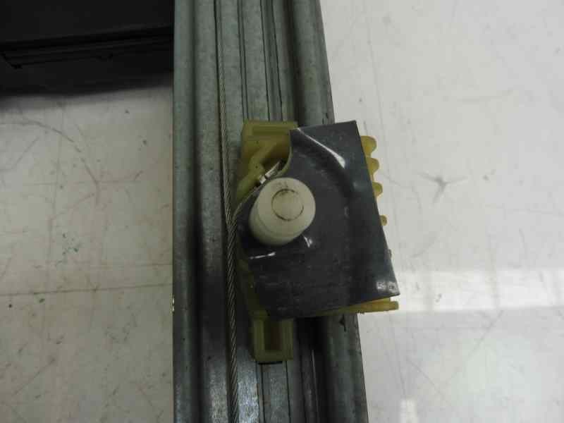 Recambio de elevalunas delantero derecho para renault laguna iii expression referencia OEM IAM 807300001R 807000002R 0130822331