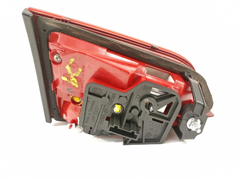 Recambio de piloto trasero derecho en porton para audi a4 ber. (b8) básico referencia OEM IAM 8K5945094K  