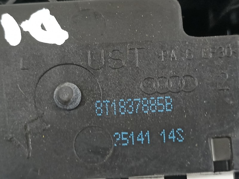 Recambio de maneta exterior delantera izquierda para audi a4 ber. (b8) básico referencia OEM IAM 8T1837885B  