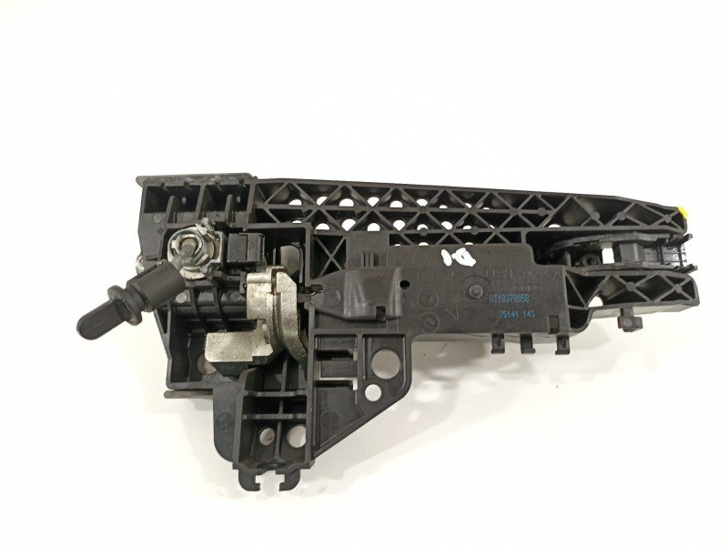 Recambio de maneta exterior delantera izquierda para audi a4 ber. (b8) básico referencia OEM IAM 8T1837885B  