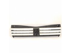 Recambio de rejilla delantera para peugeot 205 berlina 1.8 d generation referencia OEM IAM   