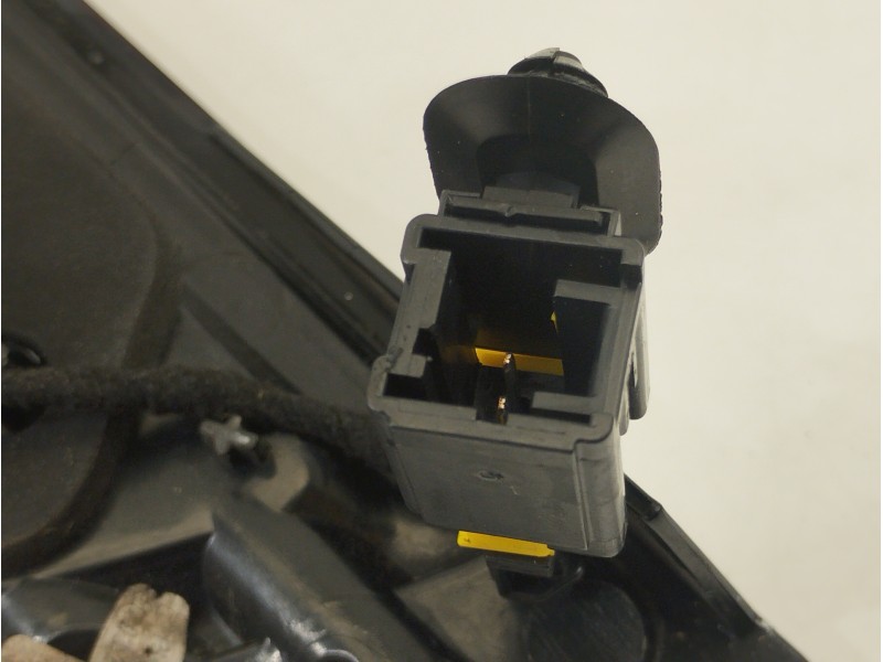 Recambio de piloto trasero izquierdo para ds 4 style referencia OEM IAM 9671092880  