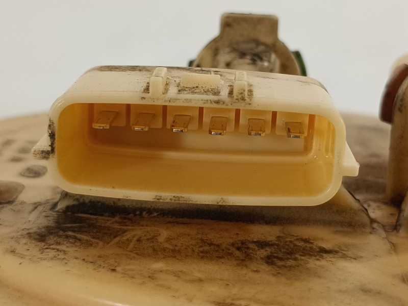 Recambio de bomba combustible para nissan x-trail (t32) connect referencia OEM IAM 580204030 170404BE1A 