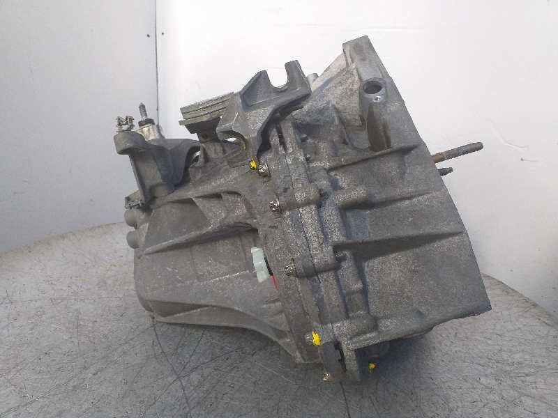 Recambio de caja cambios para dacia duster laureate 4x2 referencia OEM IAM TL4B043  