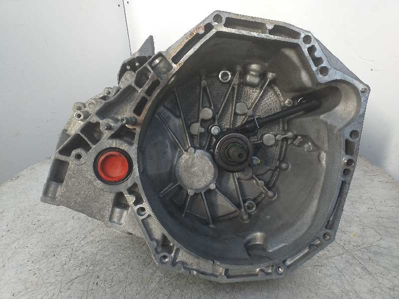 Recambio de caja cambios para dacia duster laureate 4x2 referencia OEM IAM TL4B043  