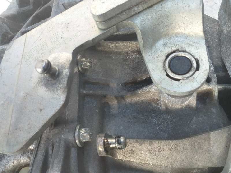 Recambio de caja cambios para dacia duster laureate 4x2 referencia OEM IAM TL4B043  