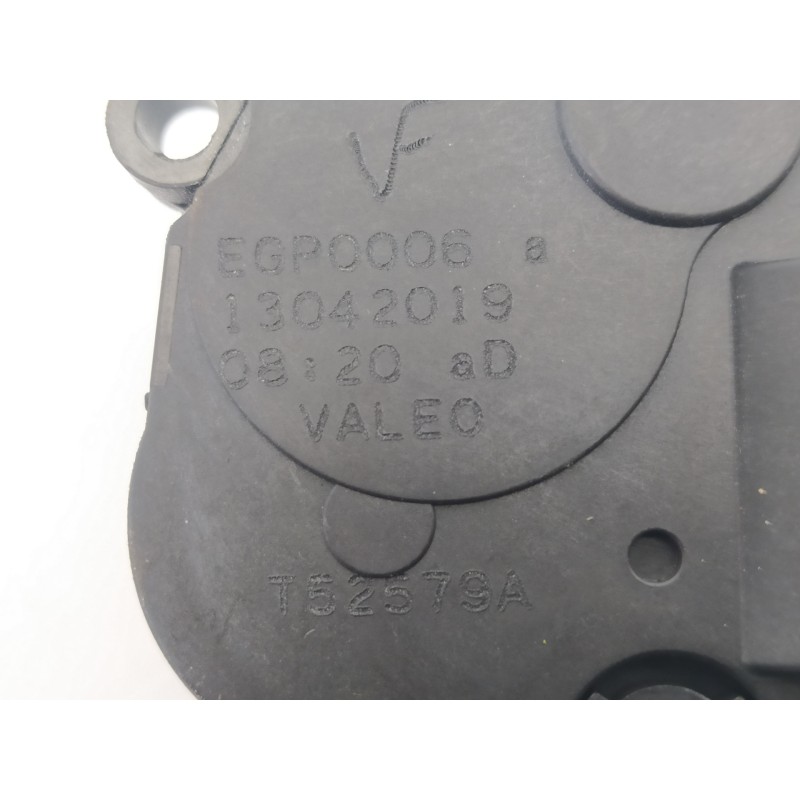 Recambio de motor apertura trampillas climatizador para bmw serie 3 berlina (g20) 330d referencia OEM IAM 64119384023 EGP0006 T5
