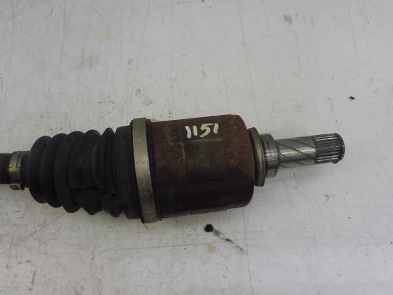 Recambio de transmision delantera izquierda para dacia duster laureate 4x2 referencia OEM IAM 391012258R  