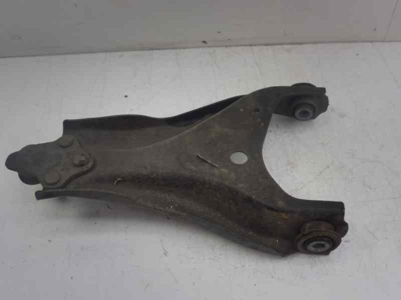 Recambio de brazo suspension inferior delantero izquierdo para dacia duster laureate 4x2 referencia OEM IAM   