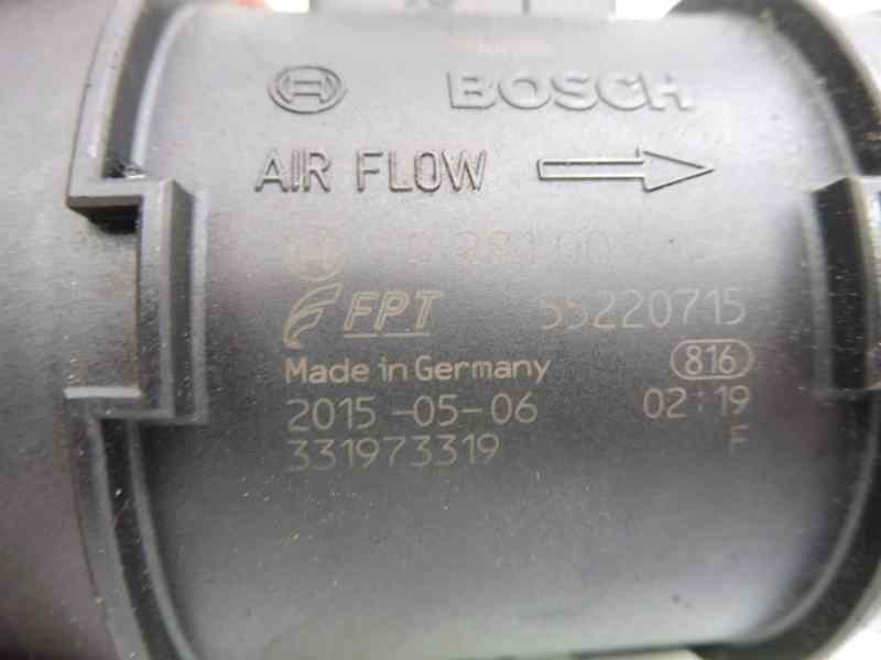 Recambio de caudalimetro para fiat 500 l living (351) lounge referencia OEM IAM 55220715 0281006054 