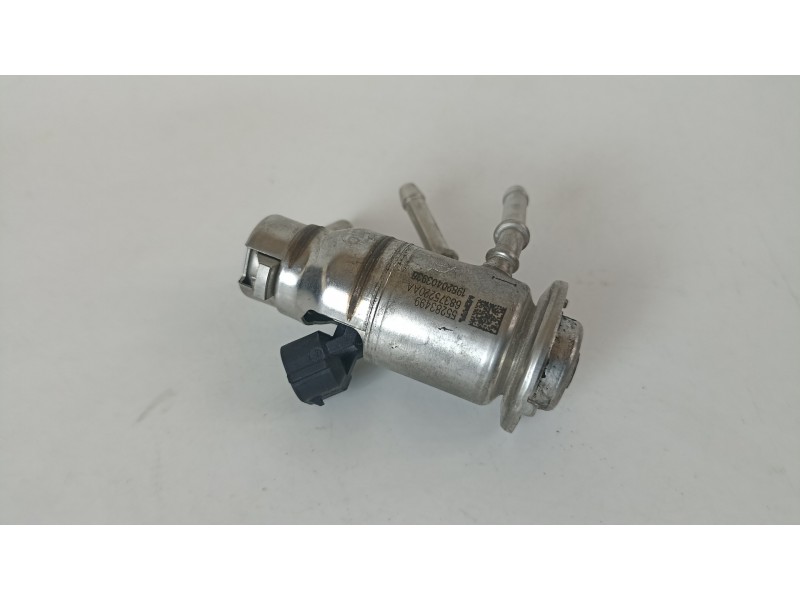 Recambio de inyector para fiat 500 l living (351) lounge referencia OEM IAM 55283499 68375220AA 