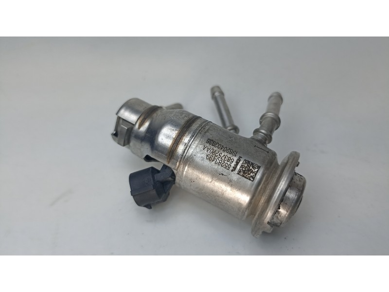 Recambio de inyector para fiat 500 l living (351) lounge referencia OEM IAM 55283499 68375220AA 