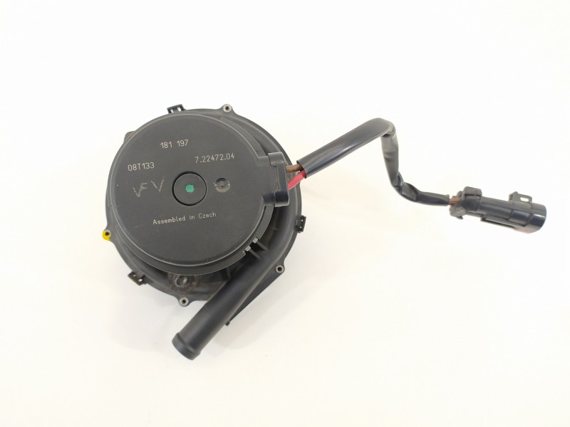 Recambio de no identificado para maserati granturismo s referencia OEM IAM 72247204 181197 586133842439