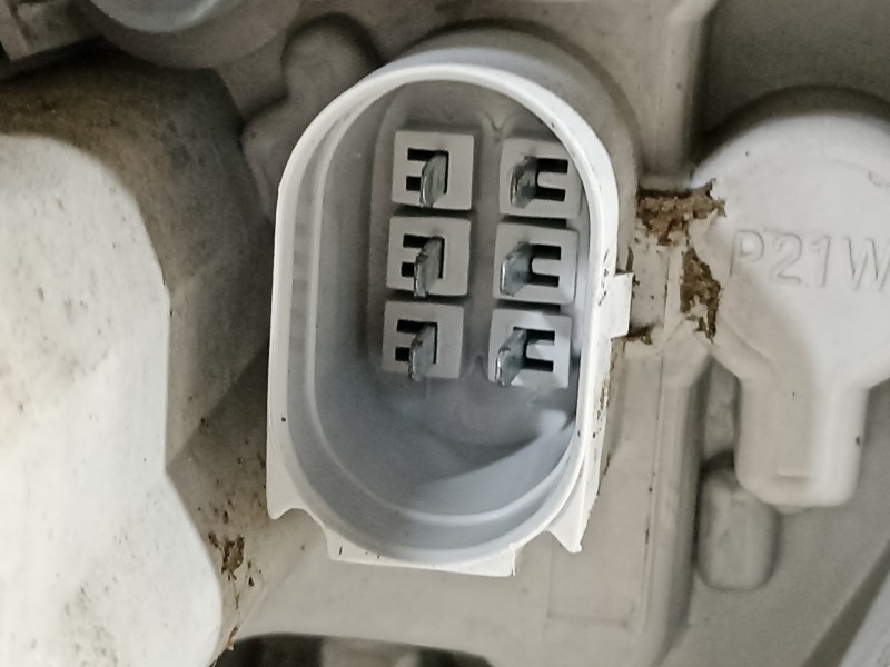 Recambio de piloto trasero derecho para seat ibiza st (6j8) sport referencia OEM IAM 6J4945096C 6J4945095H 