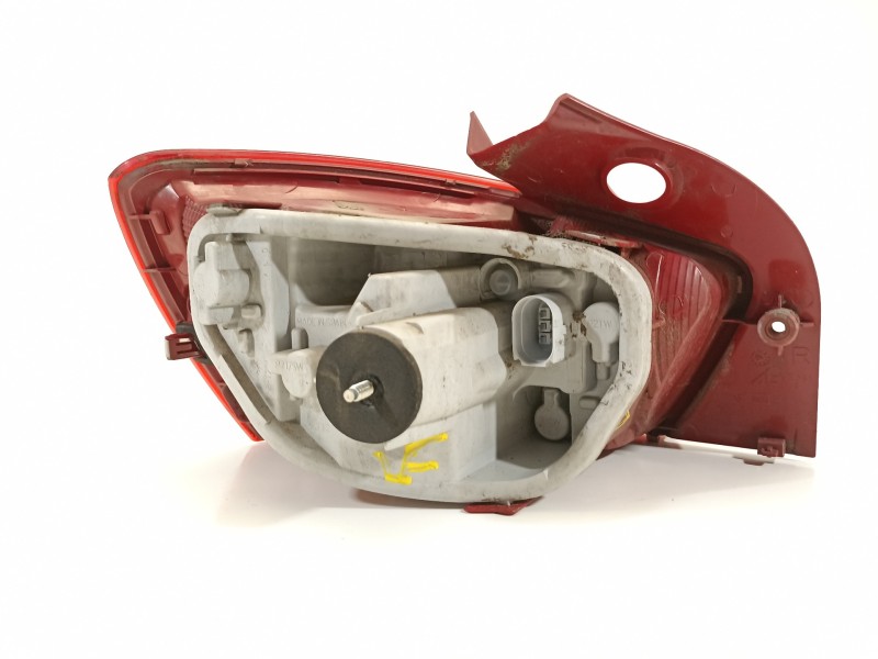 Recambio de piloto trasero derecho para seat ibiza st (6j8) sport referencia OEM IAM 6J4945096C 6J4945095H 