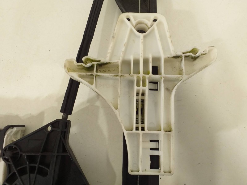 Recambio de elevalunas trasero izquierdo para volkswagen golf v berlina (1k1) trendline referencia OEM IAM 1K0959703C  