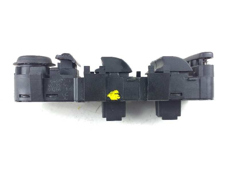 Recambio de mando elevalunas delantero izquierdo para peugeot 407 st confort referencia OEM IAM 96468704XT  