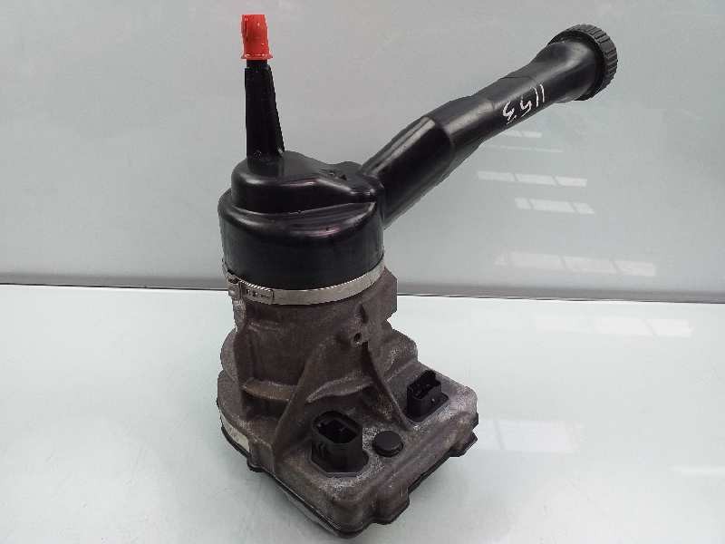Recambio de bomba direccion para peugeot 308 sport referencia OEM IAM 9684979180  