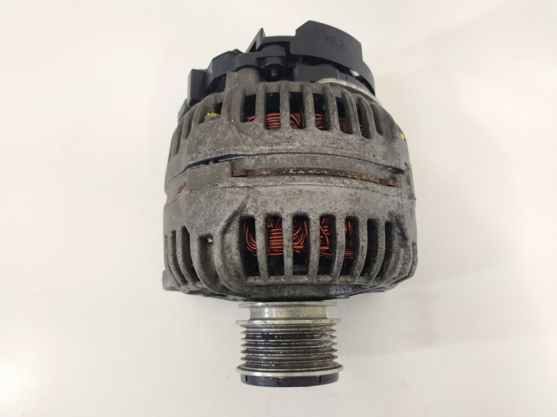 Recambio de alternador para audi a4 berlina (8e) 2.0 tdi 16v (103kw) referencia OEM IAM 06F903023J 0124525092 