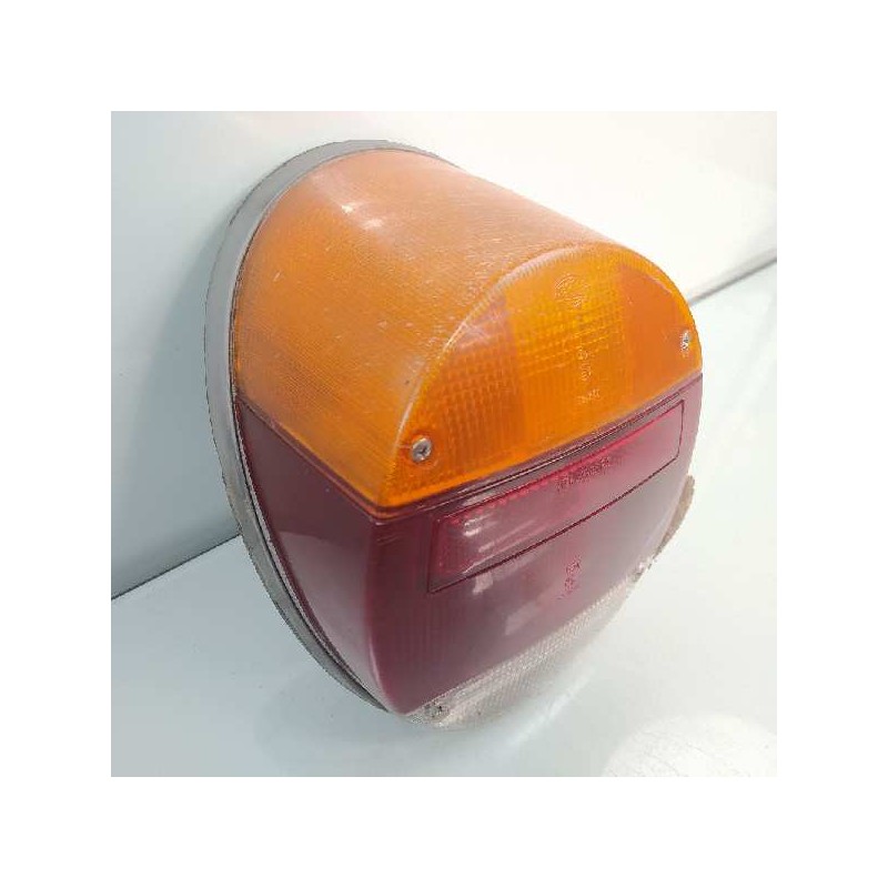 Recambio de piloto trasero izquierdo para volkswagen kaefer 1200 (typ 1) 1200 referencia OEM IAM 135945223C  