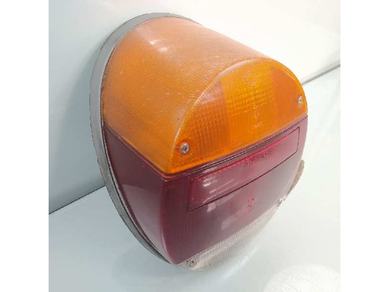 Recambio de piloto trasero izquierdo para volkswagen kaefer 1200 (typ 1) 1200 referencia OEM IAM 135945223C  