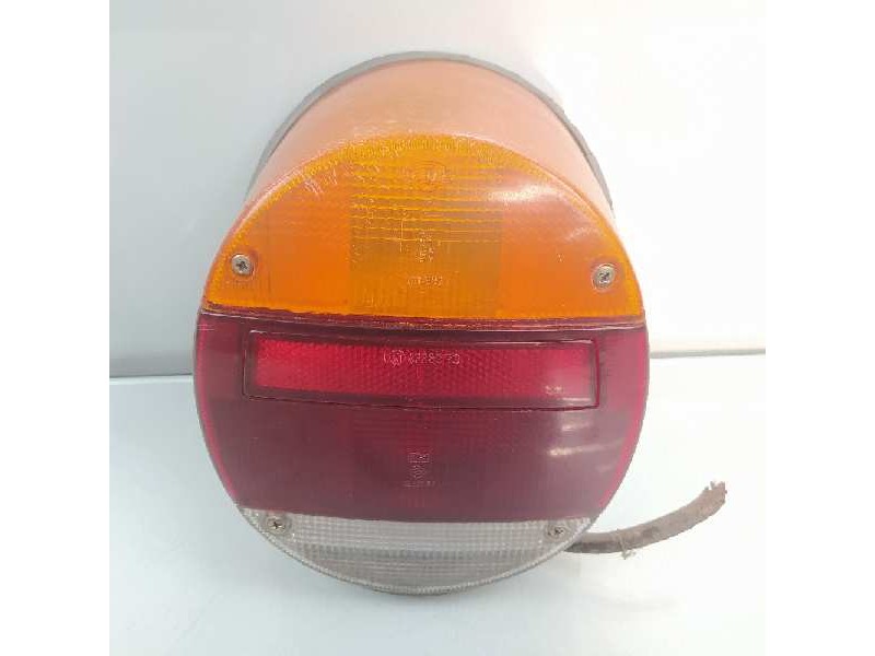 Recambio de piloto trasero izquierdo para volkswagen kaefer 1200 (typ 1) 1200 referencia OEM IAM 135945223C  