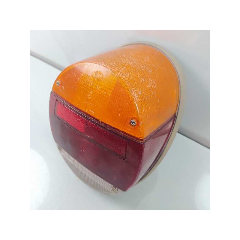 Recambio de piloto trasero derecho para volkswagen kaefer 1200 (typ 1) 1200 referencia OEM IAM 135945223C  