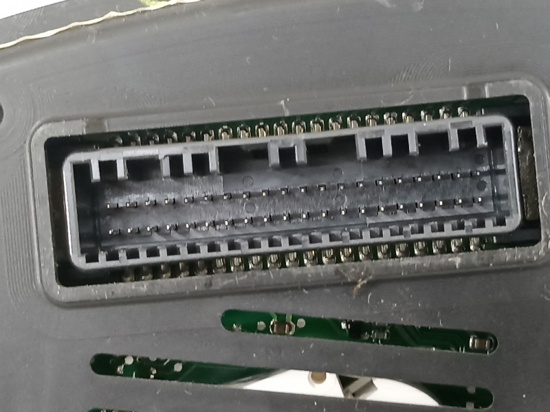 Recambio de cuadro instrumentos para hyundai i20 classic referencia OEM IAM 94003C8002 A2C93142802 