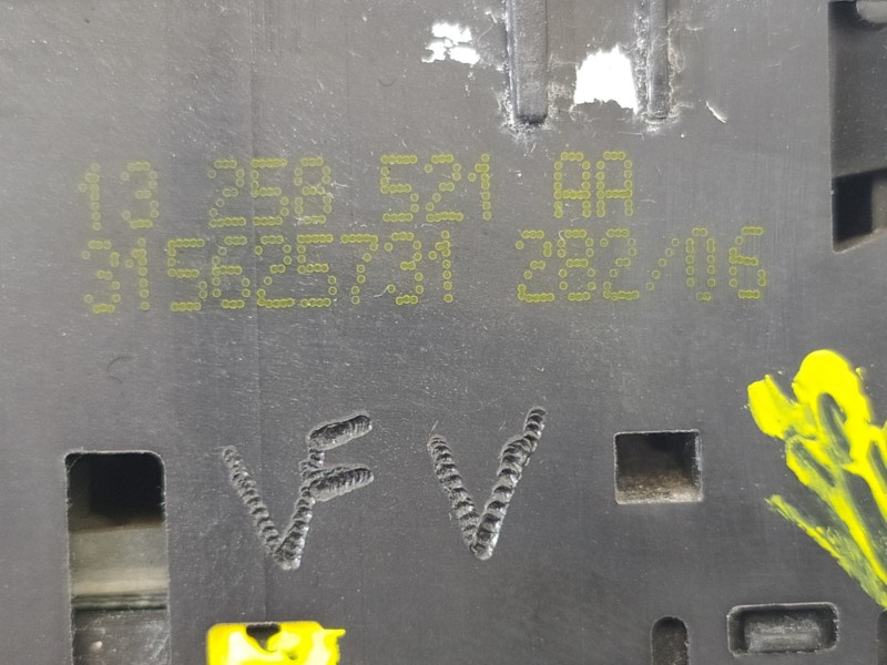 Recambio de mando elevalunas delantero izquierdo para opel corsa d enjoy referencia OEM IAM 13258521  