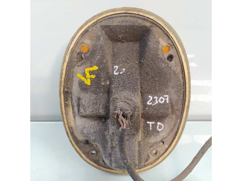 Recambio de piloto trasero derecho para volkswagen kaefer 1200 (typ 1) 1200 referencia OEM IAM 135945223C  