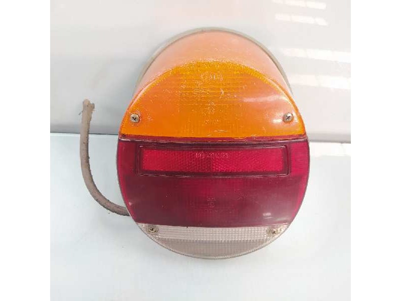 Recambio de piloto trasero derecho para volkswagen kaefer 1200 (typ 1) 1200 referencia OEM IAM 135945223C  