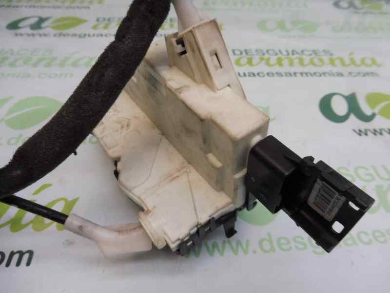 Recambio de cerradura puerta delantera derecha para peugeot partner kombi confort referencia OEM IAM   