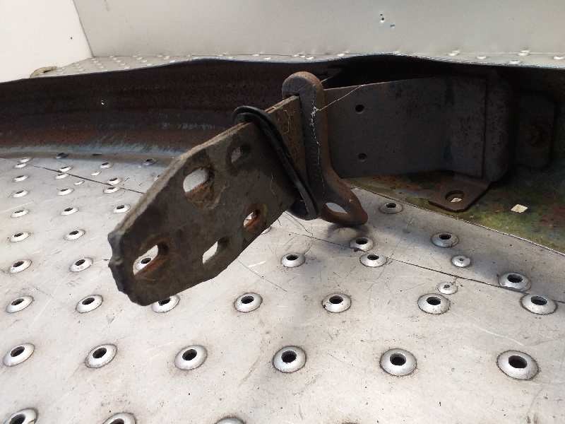 Recambio de paragolpes trasero para volkswagen kaefer 1200 (typ 1) 1200 referencia OEM IAM 111807307  