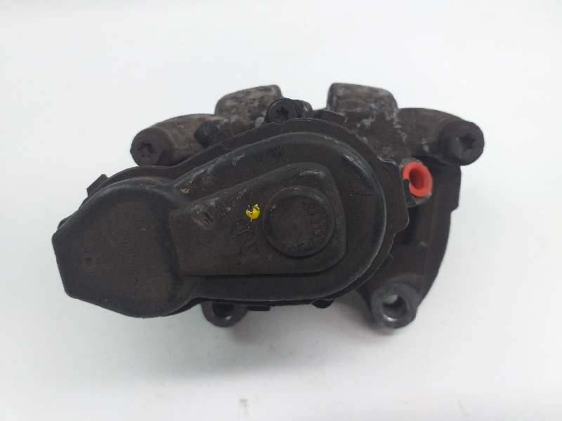 Recambio de pinza freno trasera derecha para mercedes-benz clase cla (w117) cla 220 cdi (117.303) referencia OEM IAM A2464232498