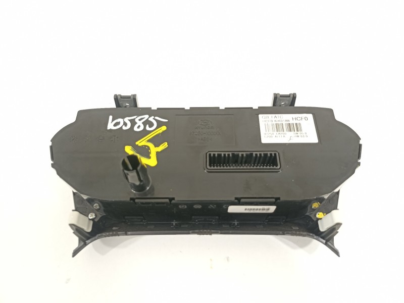 Recambio de mando climatizador para hyundai i20 classic referencia OEM IAM 97250C8200  