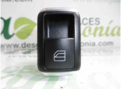 Recambio de mando elevalunas trasero derecho para mercedes-benz clase cla (w117) cla 220 cdi (117.303) referencia OEM IAM A20490