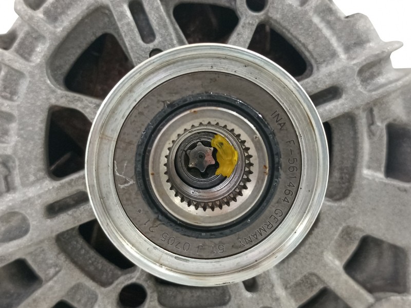 Recambio de alternador para renault megane iii berlina 5 p dynamique referencia OEM IAM 8200849752C 8200849752 