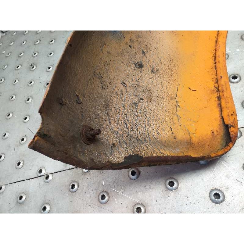 Recambio de aletin delantero izquierdo para volkswagen kaefer 1200 (typ 1) 1200 referencia OEM IAM   