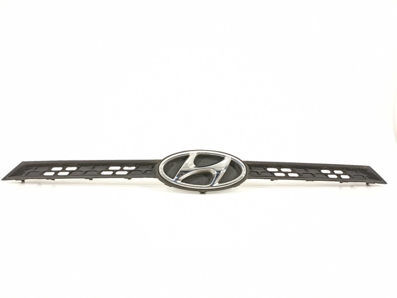 Recambio de rejilla delantera para hyundai i20 classic referencia OEM IAM 86351C8000  