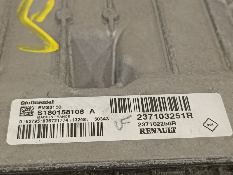 Recambio de centralita motor uce para renault megane iii berlina 5 p dynamique referencia OEM IAM 237103251R S180158108 