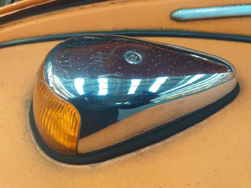 Recambio de piloto delantero izquierdo para volkswagen kaefer 1200 (typ 1) 1200 referencia OEM IAM 111953055  