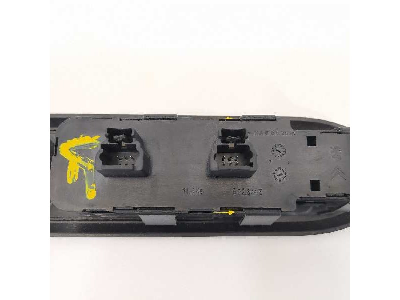 Recambio de mando elevalunas delantero izquierdo para peugeot 407 st confort referencia OEM IAM 96468704XT  
