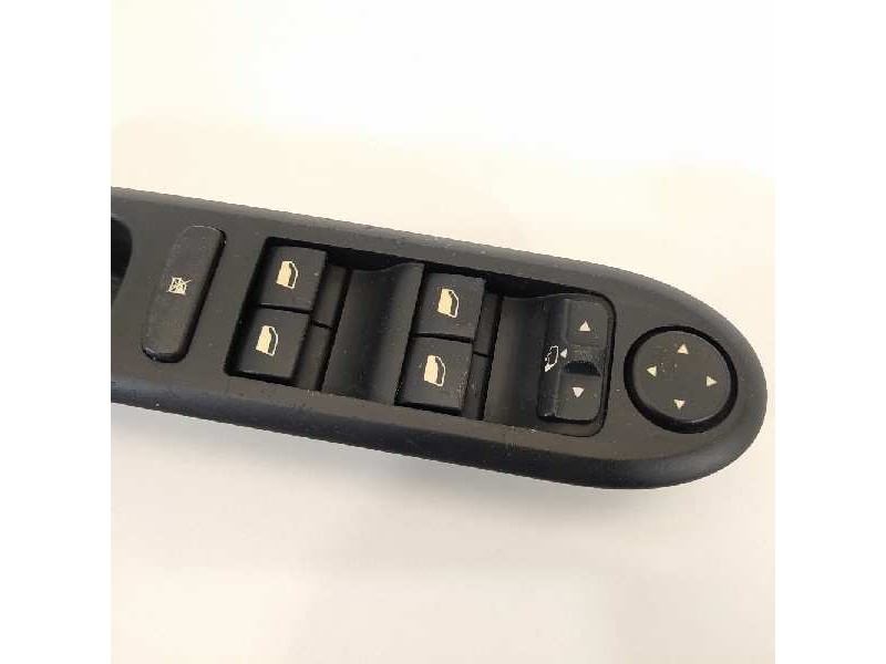 Recambio de mando elevalunas delantero izquierdo para peugeot 407 st confort referencia OEM IAM 96468704XT  