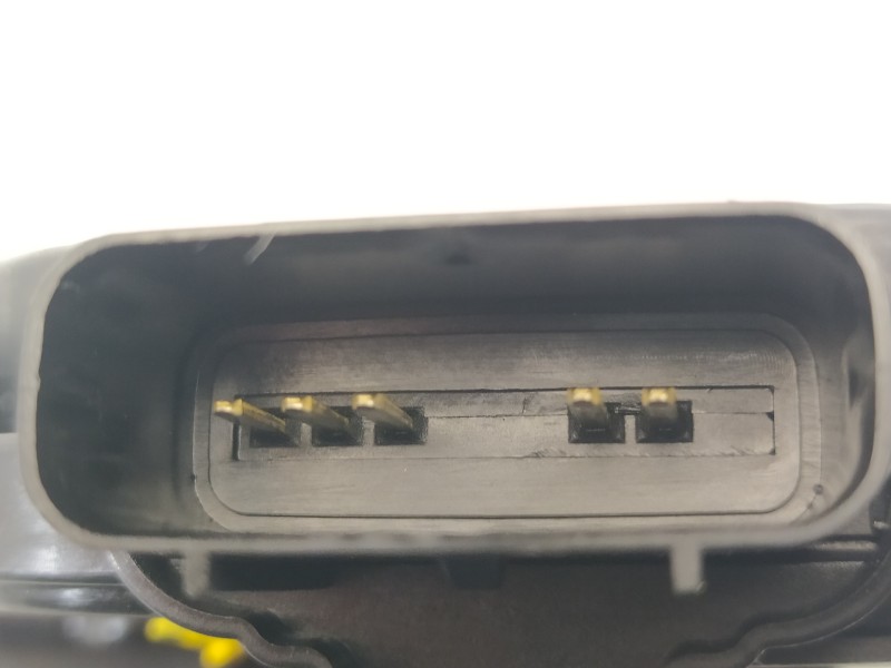 Recambio de cerradura puerta delantera izquierda para kia rio (yb) concept referencia OEM IAM 81310H8040HE4  