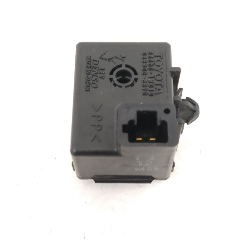 Recambio de rele para toyota corolla verso (r1) 2.2 d-4d luna referencia OEM IAM 8665013010  