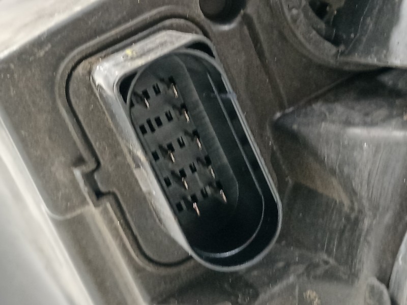 Recambio de faro izquierdo para volkswagen jetta (1k2) advance referencia OEM IAM 1K6941005P  