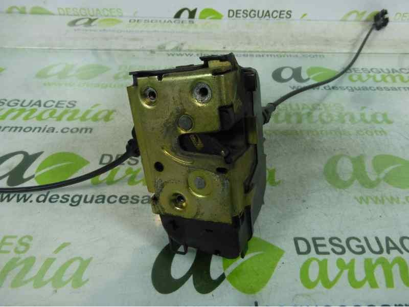 Recambio de cerradura puerta trasera derecha para renault megane ii berlina 5p confort dynamique referencia OEM IAM 8200028429  